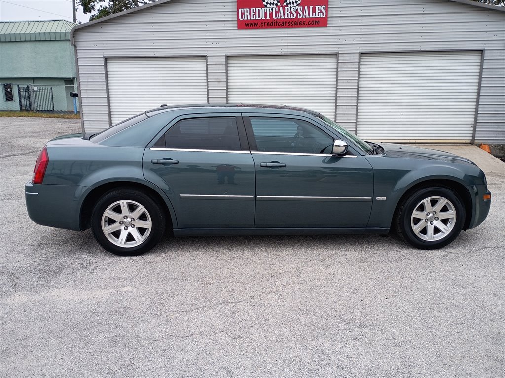 2006 Chrysler 300 Touring's photo
