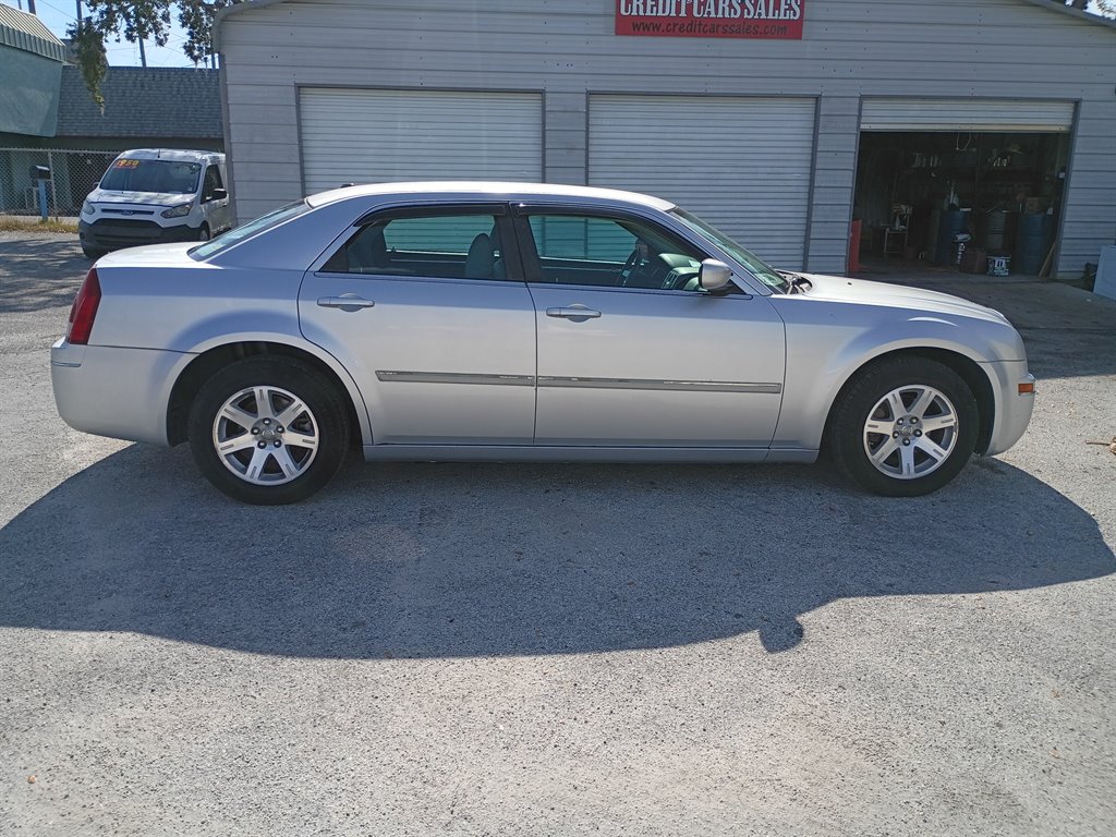 2007 Chrysler 300 Touring's photo