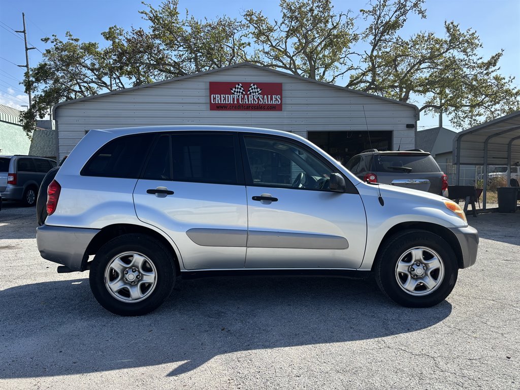 2004 Toyota RAV4 Base